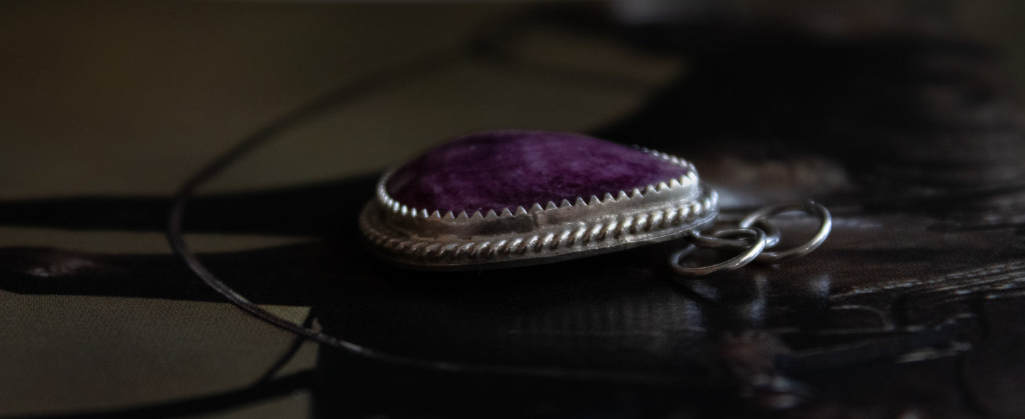 Purple Spiny Oyster Pendant