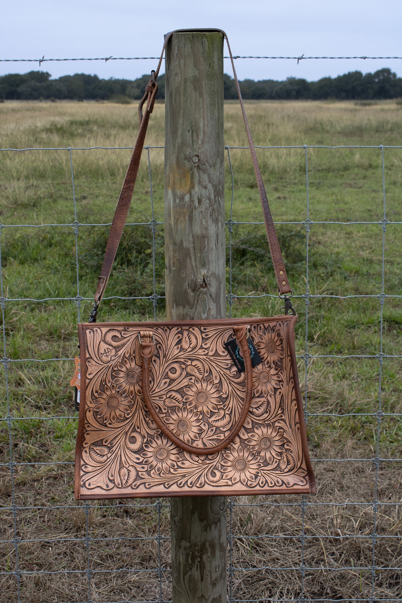 Leslie Concealed Carry Laptop Bag